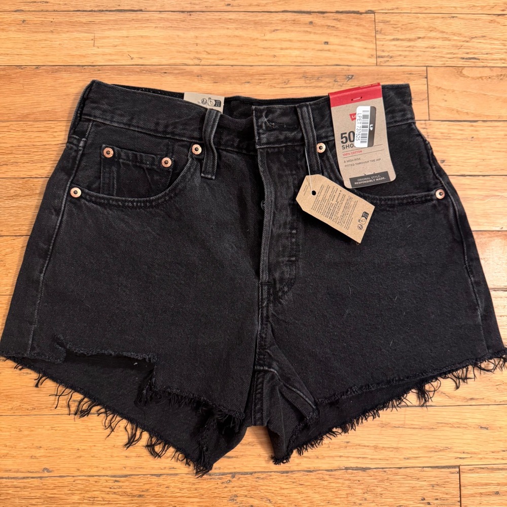 Levis 501 Original High Rise Denim Shorts Black Raw Hem Size 24 NWT